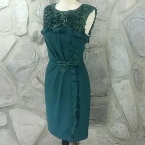 Beautiful hunter green mikael aghal designer tags nwt